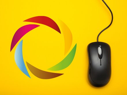 CM Print online shop - company logo next to a computer mouse
